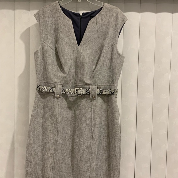 connected apparel Dresses & Skirts - Gray Connected Apparel dress Size 8P